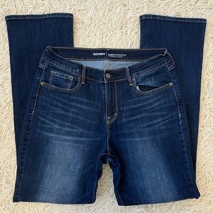 Mid rise Curvy jeans